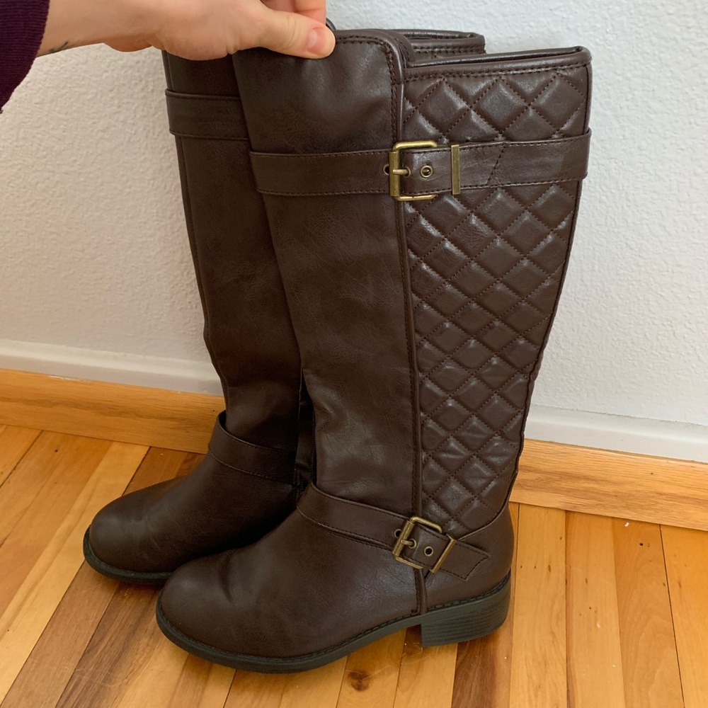 Riding boots